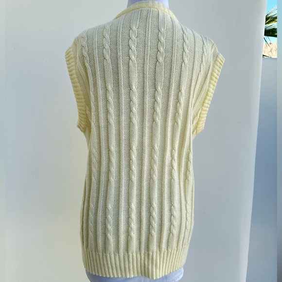 Vintage Cable Knit Button-Up Preppy Vest - Picture 5 of 5